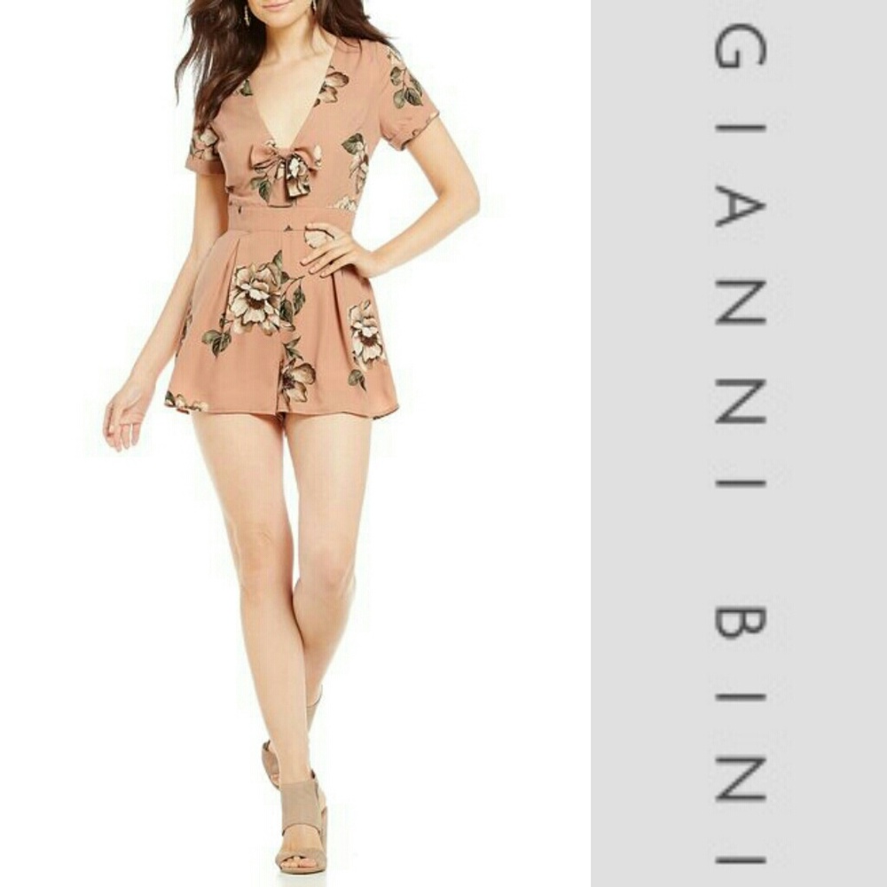 🆕🌱 GIANNI BINI Tie Front Floral Romper